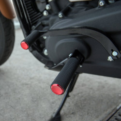 PartzBiz HD 07-938 - Arlen Ness Rubber Footpegs Male Red Knurled Pair Driver Passenger Harley PartzBiz HD 07-938 - Arlen Ness Rubber Footpegs Male Red Knurled Pair Driver Passenger Harley
