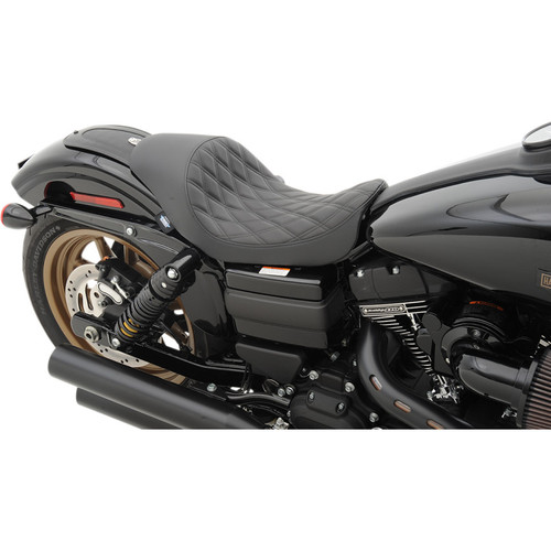 PartzBiz HD: 3447973-Drag Specialties 3/4 ที่นั่งเดี่ยว 2006-2017 Harley Dyna Low Profile Diamond Stitch PartzBiz HD: 3447973-Drag Specialties 3/4 ที่นั่งเดี่ยว 2006-2017 Harley Dyna Low Profile Diamond Stitch