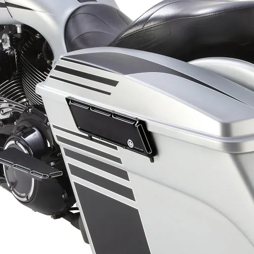 PartzBiz HD: 3442580-Arlen Ness สีดำ Beveled Cut Saddlebag Latch ครอบคลุม Harley Touring 2014-2017 FL