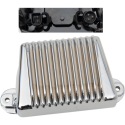 PartzBiz HD 2112-0787 - Drag Specialties ตัวปรับแรงดันไฟฟ้า Chrome Solid State 12V Harley 06-08 Touring