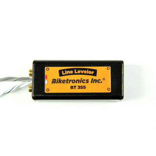 PartzBiz HD: 4422321-Biketronics HD Radio Line-Leveler ด้านหน้าแอมป์สำหรับ Harley FLH/T '14-'17 BT355