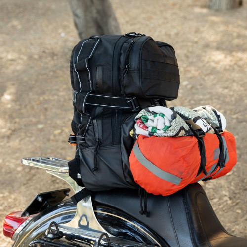 PartzBiz HD: 4422097-Biltwell สีดำ EXFIL-48 MOLLE Tool กระเป๋าเดินทางรถจักรยานยนต์กระเป๋าเป้สะพายหลัง Sissy Bar PartzBiz HD: 4422097-Biltwell สีดำ EXFIL-48 MOLLE Tool กระเป๋าเดินทางรถจักรยานยนต์กระเป๋าเป้สะพายหลัง Sissy Bar