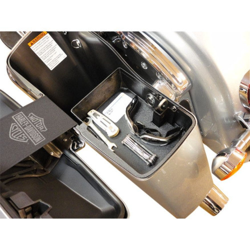 PartzBiz HD: 4415254-Hard Bagger ถาดรองกระเป๋าข้างซ้าย Harley FLH Hard Saddlebags 14-15 | TS114HD-L PartzBiz HD: 4415254-Hard Bagger ถาดรองกระเป๋าข้างซ้าย Harley FLH Hard Saddlebags 14-15 | TS114HD-L