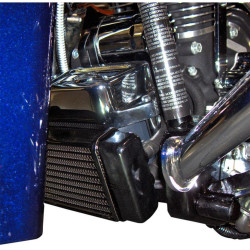 PartzBiz HD WP821-2006 - Jagg Black Horizonal Low Mount 10 Row ชุดออยคูลเลอร์ Harley Touring 84-08 | 750-2300