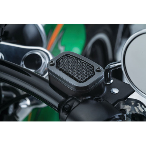 PartzBiz HD: 4411930-Kuryakyn ซาตินสีดำตาข่ายฝาครอบแม่ปั๊มเบรคสำหรับ Harley 15-17 Softail | 6537 PartzBiz HD: 4411930-Kuryakyn ซาตินสีดำตาข่ายฝาครอบแม่ปั๊มเบรคสำหรับ Harley 15-17 Softail | 6537