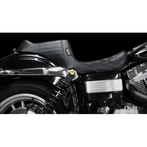 PartzBiz HD: 4410986-Le Pera LK-581DD Black Double Diamond Tailwhip 2-Up Seat Harley Dyna 06-17 PartzBiz HD: 4410986-Le Pera LK-581DD Black Double Diamond Tailwhip 2-Up Seat Harley Dyna 06-17