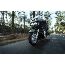 PartzBiz HD DS03040289 - Michelin 39116 Scorcher Sport ยางหน้ารถจักรยานยนต์ V-Twin 120/70ZR17 58W