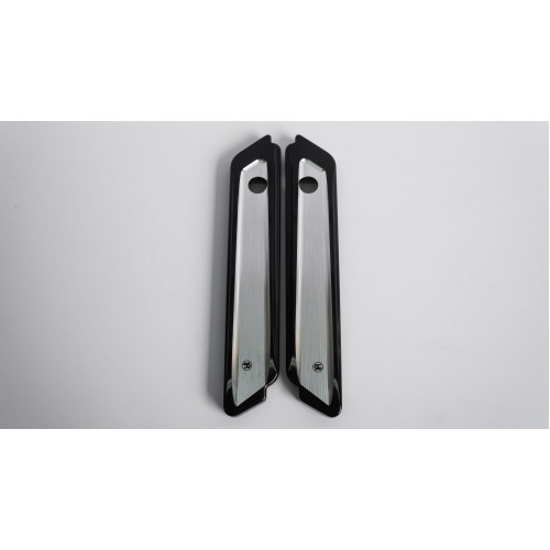PartzBiz HD: 4407535-Performance Machine PM Scallop Black Contrast Cut Saddlebag Latch Hinge Covers Harley 14-17 | 0200-2008-บีเอ็ม