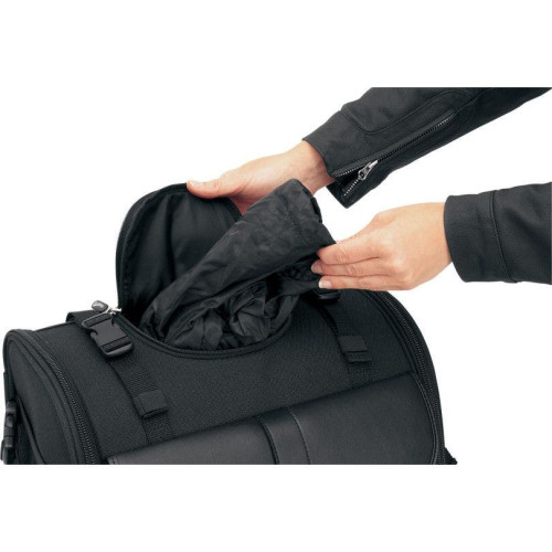 PartzBiz HD: 4403592-Saddlemen Plain Black S3500 Deluxe Sissy Bar Bag กระเป๋าเดินทางรถจักรยานยนต์สำหรับ Harley | 3515-0082 PartzBiz HD: 4403592-Saddlemen Plain Black S3500 Deluxe Sissy Bar Bag กระเป๋าเดินทางรถจักรยานยนต์สำหรับ Harley | 3515-0082
