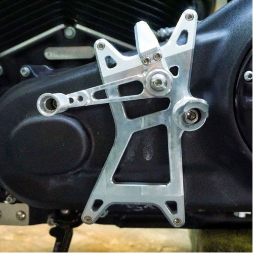 PartzBiz HD: 4403074-Speed Merchant SM Raw Anodized Cruiser Footpegs สำหรับรุ่น Harley | HDSP-22 PartzBiz HD: 4403074-Speed Merchant SM Raw Anodized Cruiser Footpegs สำหรับรุ่น Harley | HDSP-22