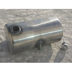 PartzBiz HD MW26-201 - Ultima 26-201 Raw Oil Tank 3.4 Quart Flat Side Fill Softail Wide Frameor Rigid evo chopper custom harley davidson best for PartzBiz HD MW26-201 - Ultima 26-201 Raw Oil Tank 3.4 Quart Flat Side Fill Softail Wide Frameor Rigid evo chopper custom harley davidson best for