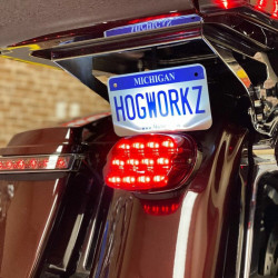 PartzBiz HD HW307022 - Hogworkz Xtreme LED สีแดงไฟท้ายรายละเอียดต่ำ Harley Touring Softail Dyna PartzBiz HD HW307022 - Hogworkz Xtreme LED สีแดงไฟท้ายรายละเอียดต่ำ Harley Touring Softail Dyna