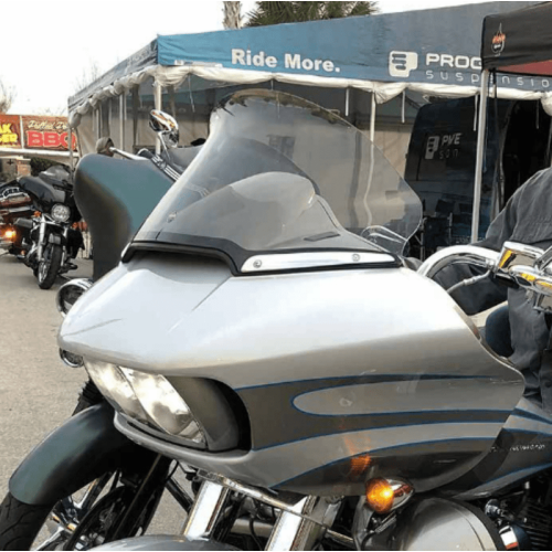 PartzBiz HD: 3478293-Klock Werks Pro Touring Flare 10‚” กระจกบังลมสี Harley 15+ FLTR Road Glide PartzBiz HD: 3478293-Klock Werks Pro Touring Flare 10‚” กระจกบังลมสี Harley 15+ FLTR Road Glide