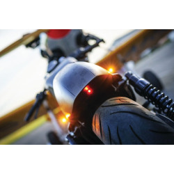 PartzBiz HD 2570 - Kuryakyn Kellermann Atto Black Front Rear Amber Dark Lens Turn Signal Light Lamp PartzBiz HD 2570 - Kuryakyn Kellermann Atto Black Front Rear Amber Dark Lens Turn Signal Light Lamp