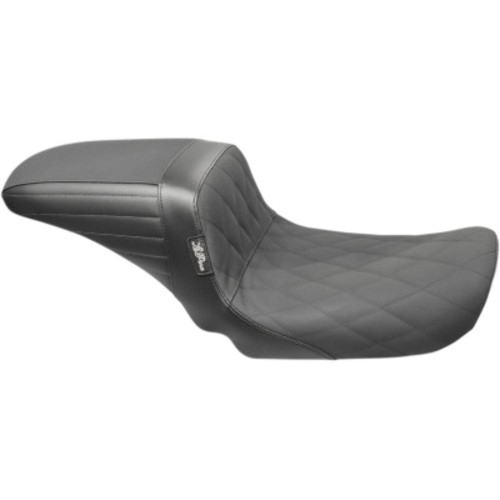 PartzBiz HD: 3469211-Le Pera Black Diamond Stitch Gripper Kickflip 2 สองที่นั่ง Harley Dyna 06-17
