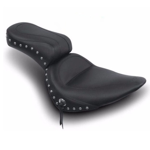 PartzBiz HD: 3458177-Mustang Original Vintage One-Piece Chrome Studded Seat 2000-2006 Harley Softail PartzBiz HD: 3458177-Mustang Original Vintage One-Piece Chrome Studded Seat 2000-2006 Harley Softail