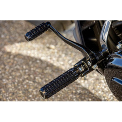 PartzBiz HD 83121 - Rider Pegs, AK 4.7, Black, Softail M8 Since 2018 + Sportster S PartzBiz HD 83121 - Rider Pegs, AK 4.7, Black, Softail M8 Since 2018 + Sportster S