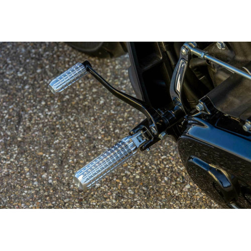 PartzBiz HD: 5500011-Rider Pegs, AK 4.7, Machine Finish, Softail M8 Since 2018 + Sportster S PartzBiz HD: 5500011-Rider Pegs, AK 4.7, Machine Finish, Softail M8 Since 2018 + Sportster S
